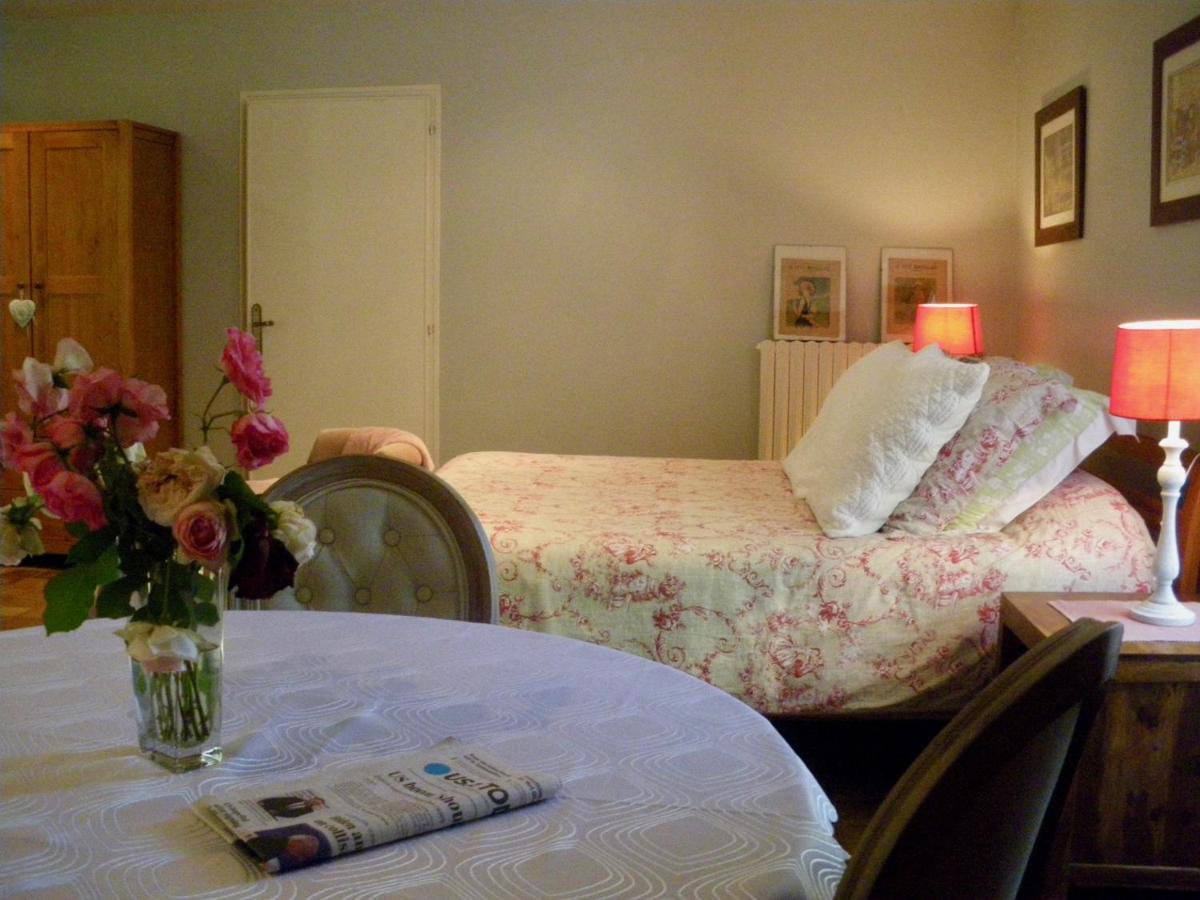 La Metairie Du Pont Bed & Breakfast Sainte-Hermine Exterior photo